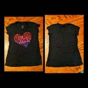 5/$25 black glittered cursive Ohio State heart tshirt, youth Medium,